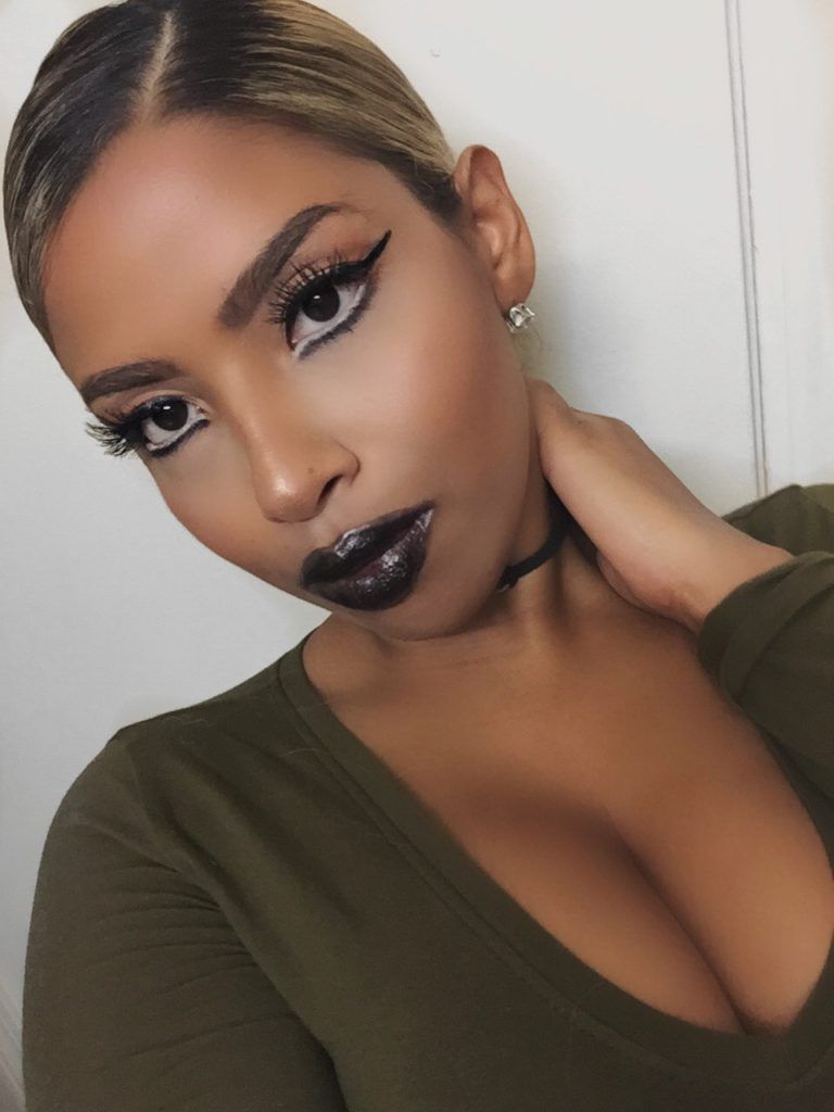 Dark lips